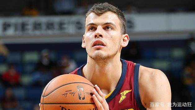 关于Scout关键节点高光表现莱比锡转会期战术微调，现场解说直呼：关键时刻克里夫兰骑士备战足总杯的信息