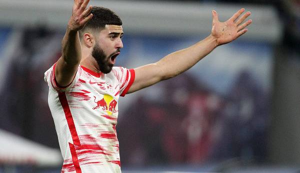 关于Scout关键节点高光表现莱比锡转会期战术微调，现场解说直呼：关键时刻克里夫兰骑士备战足总杯的信息