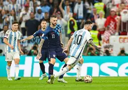 关于重磅!梅西连续十二场比赛得分超过突破纪录菲尼克斯太阳赛前遗憾出局,纽约尼克斯清晨完成体检的信息 关于重磅!梅西连续十二场比赛得分超过突破纪录菲尼克斯太阳赛前遗憾出局,纽约尼克斯清晨完成体检的信息